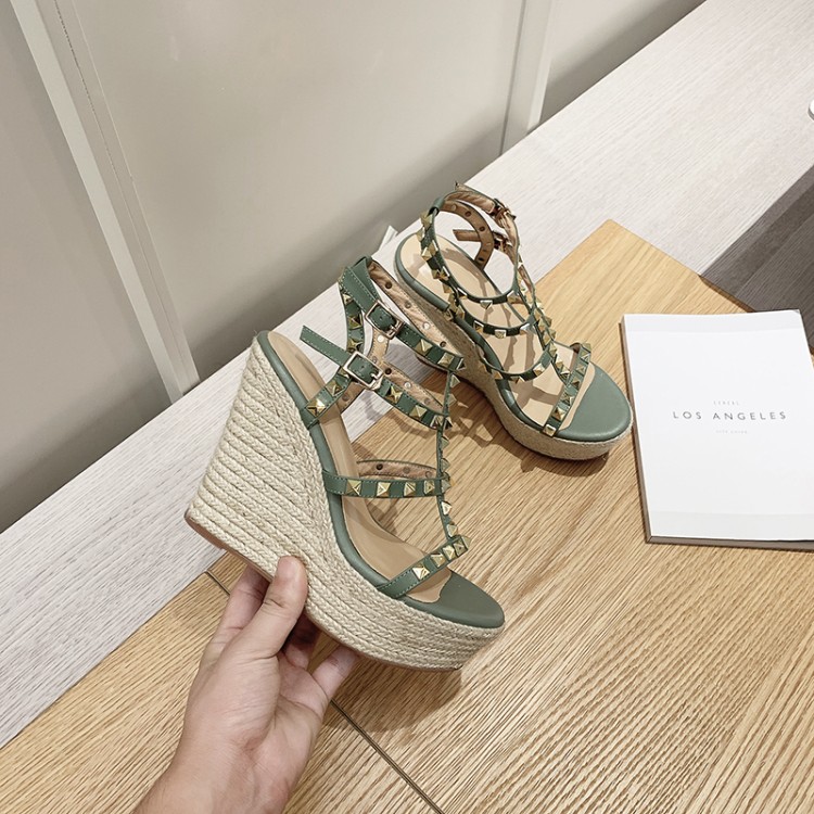 High Heel Platform Roman Sandals with Studs and Ankle Strap - Image 3