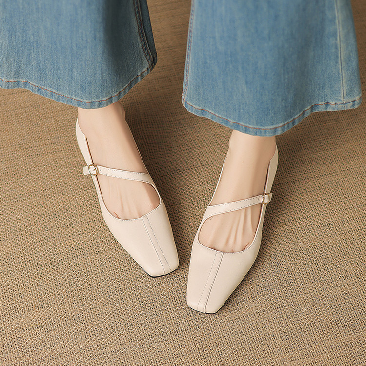 Minimalist Square Toe Chunky Mid Heel PU Shoes